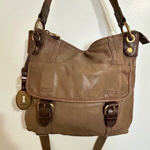 Fossil Vintage leather Brown messenger style crossbody bag vintage line